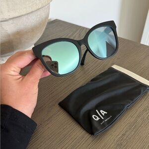 QUAY Black Sunglasses with Blue/GreenLenses